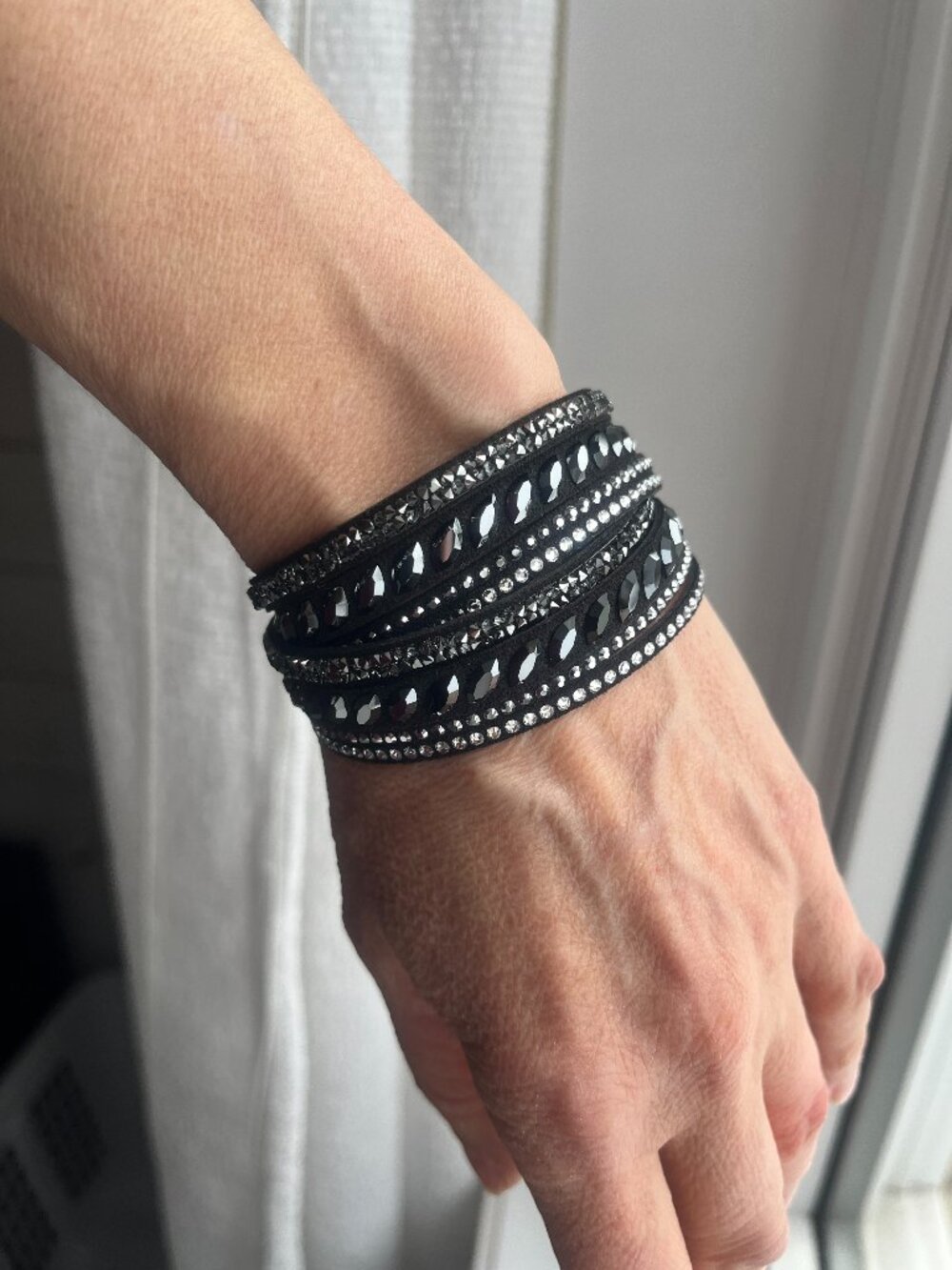 NEW Swarovski Black Slake Pulse Crystal Wrap Bracelet
